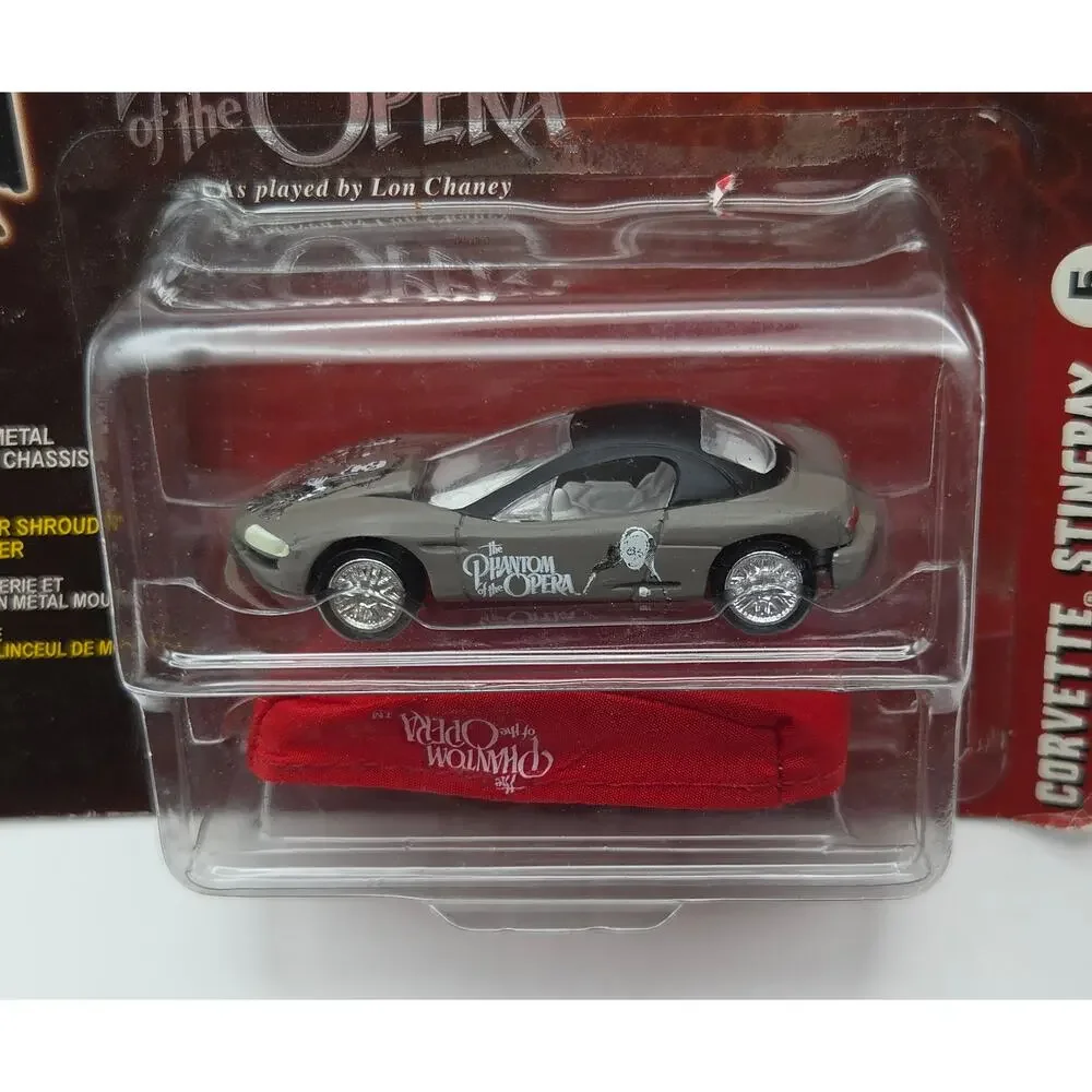 Johnny Lightning The Phantom Opera Corvette Stingray #5 W/ Car Cover Brand New